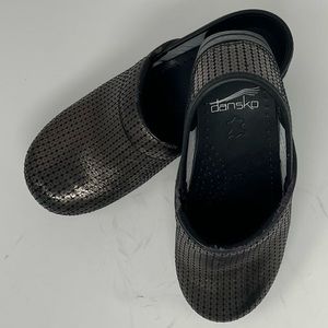 Dansko Clog Shoes, Size 37, #706970202, Leather Upper, Balance Man Made